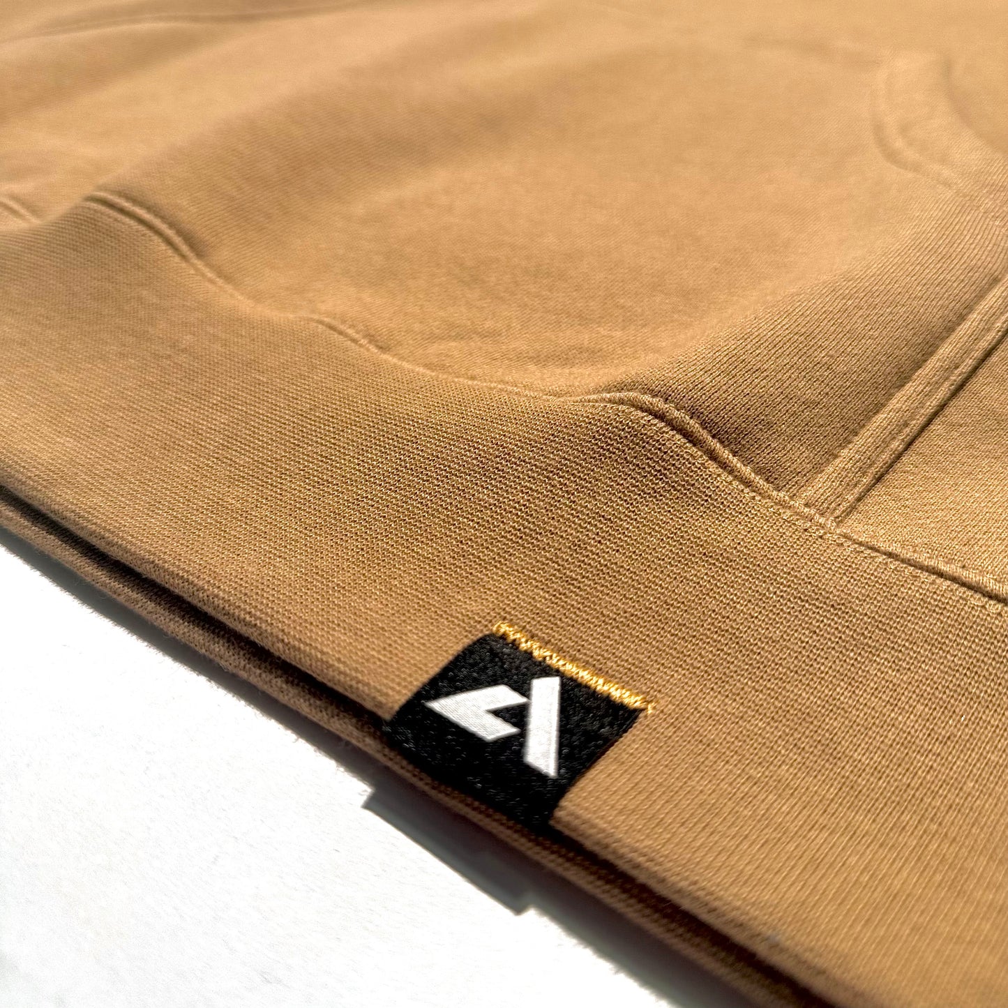 Pebble Hoodie Black Embro